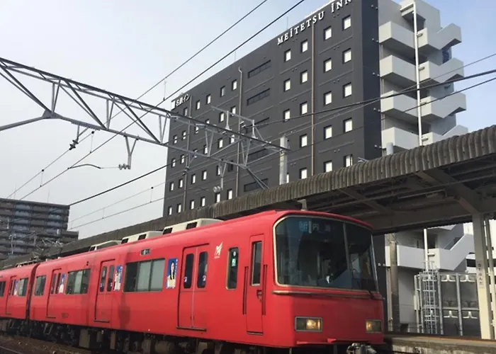 名铁赤塔半田市站前酒店