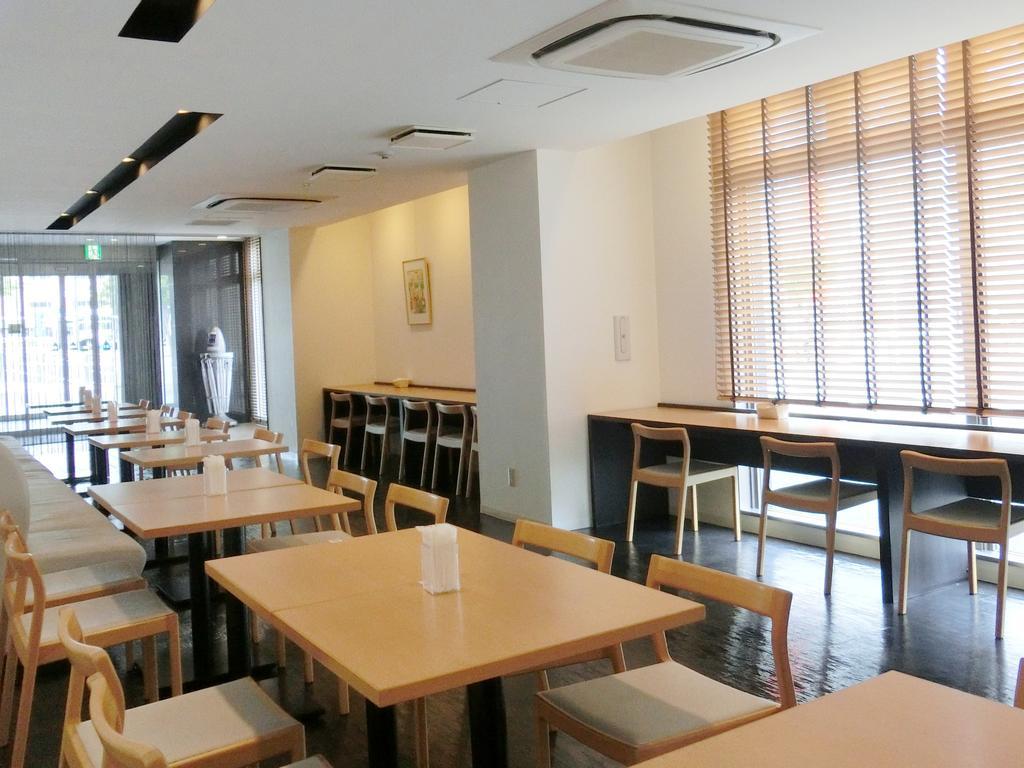 名铁赤塔半田市站前酒店 酒店 半田